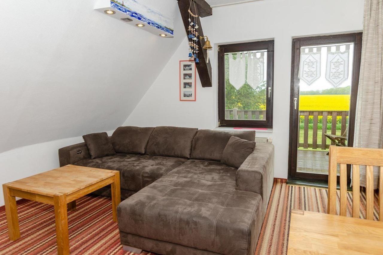 3-R-Ferienwohnung-Fuer-4-Personen-In-Schaprode-Auf-Ruegen-Zi3 Kültér fotó